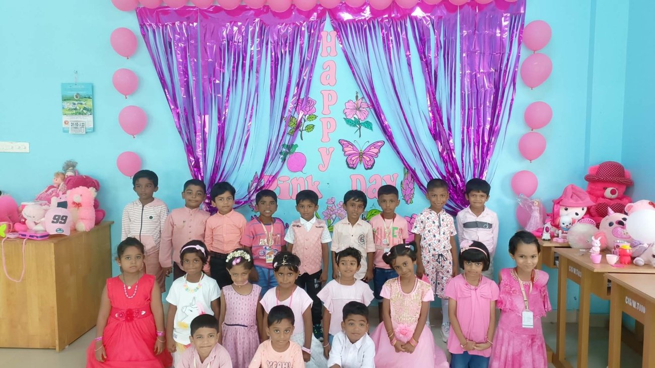 SKG B Pink day CLASS photo